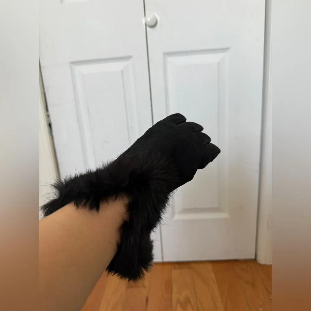 Fabulous Winter/ Fall Vintage Suede with Rabbit Fur Trim Gloves